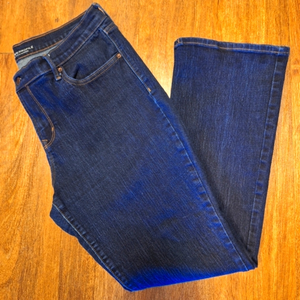 LIKE NEW- 'OLD NAVY' High Rise Stretch Denim Jeans- Sightly Flared- Size 14